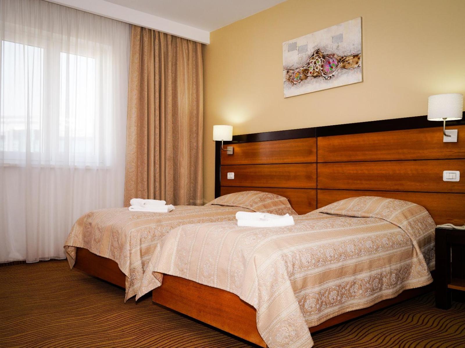 Hotel Criss Bukarest Eksteriør billede